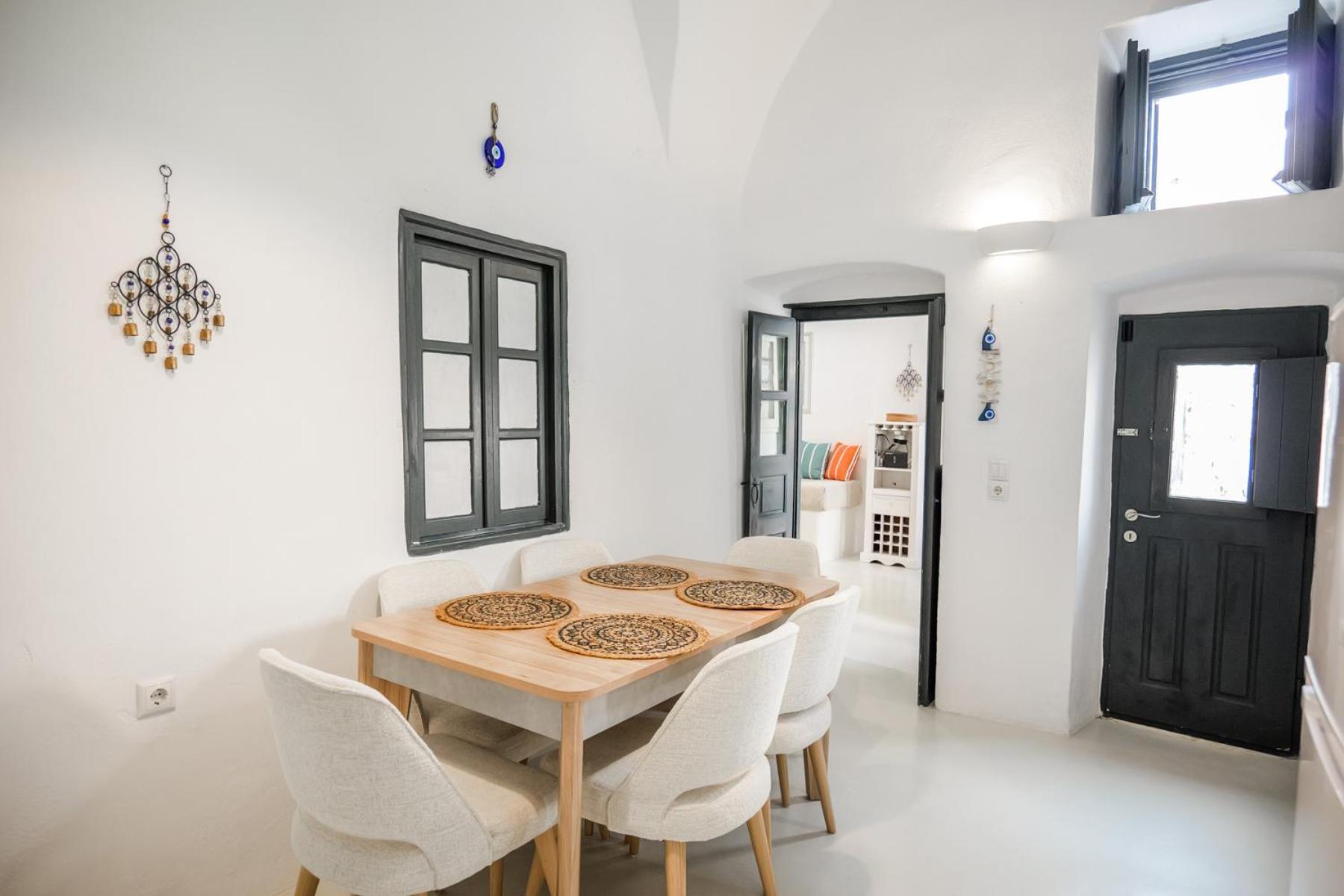 1906 Cave Villa Apartament