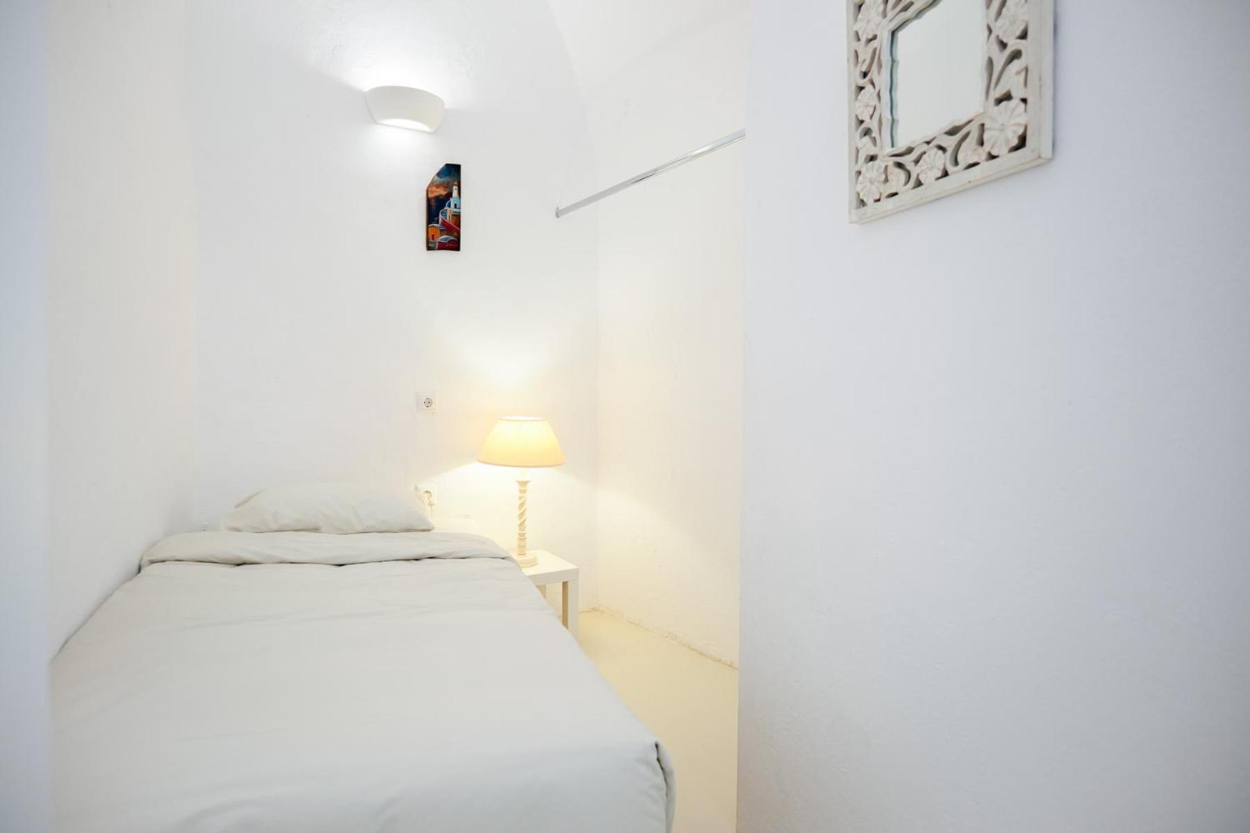 Apartament 1906 Cave Villa